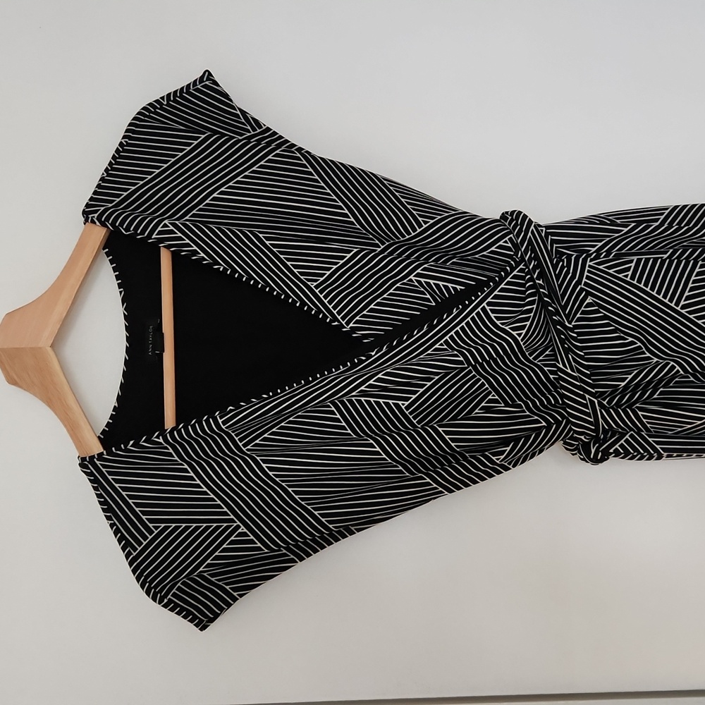 Ann Taylor B&W Stretchy Wrap Dress